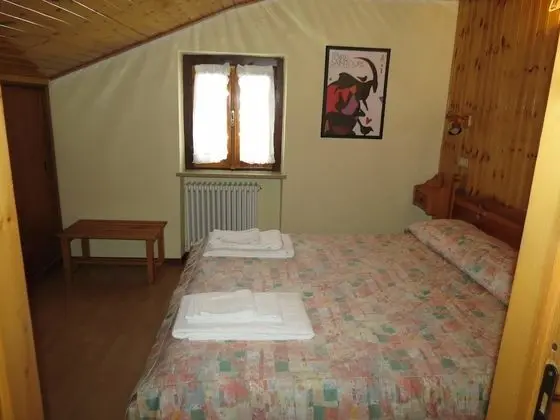 Tek Büyük veya İki Ayrı Yataklı Oda, Bağlantılı Odalar