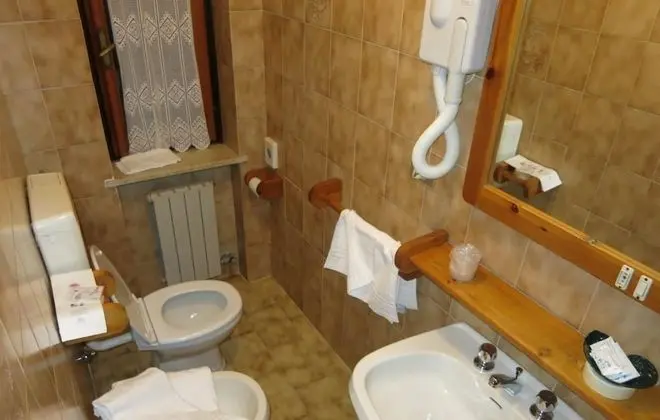 Tek Büyük veya İki Ayrı Yataklı Oda, Bağlantılı Odalar