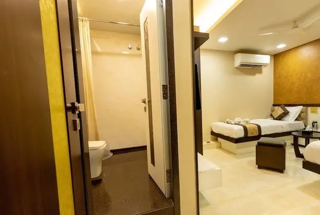 Deluxe Üç Kişilik Oda