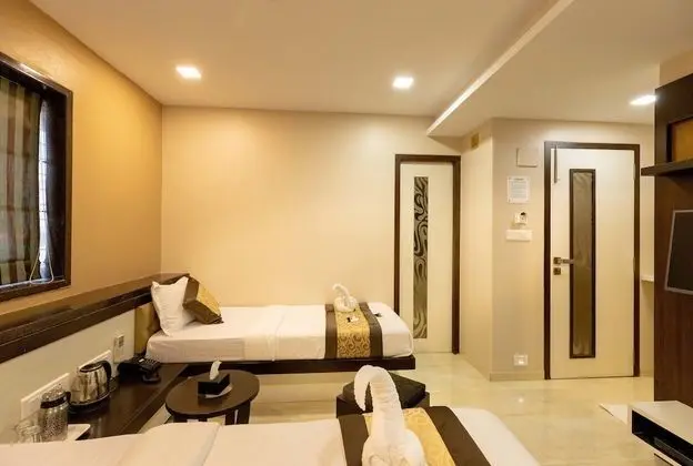 Deluxe Üç Kişilik Oda