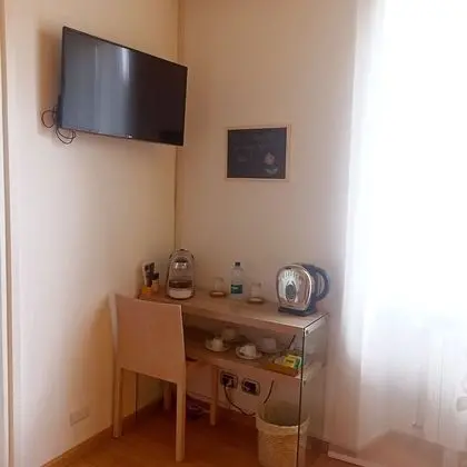 Tek Büyük Yataklı Oda, Banyolu/Duşlu (Zafferano)