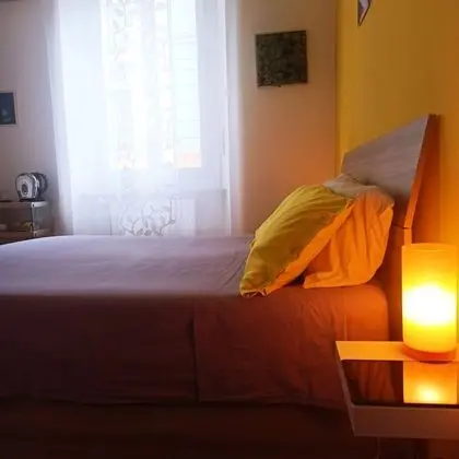 Tek Büyük Yataklı Oda, Banyolu/Duşlu (Zafferano)