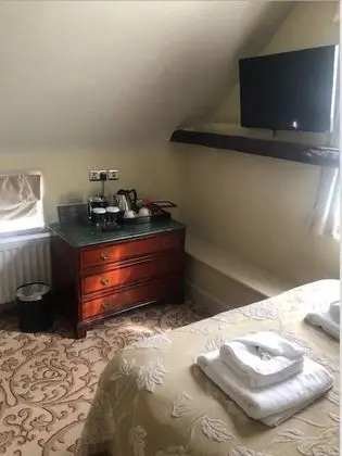 Tek Büyük Yataklı Oda, Banyolu/Duşlu (Shower)