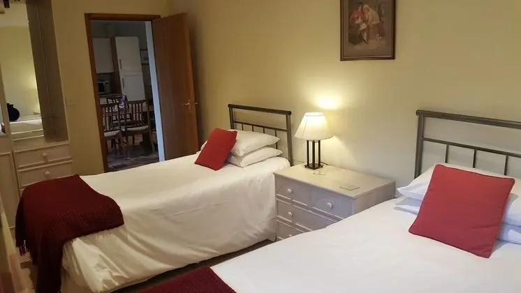 Kır Evi, 2 Yatak Odası (1)