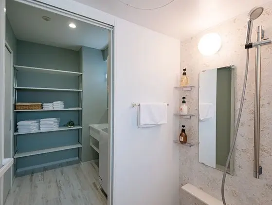 Deluxe Süit, Sigara İçilmez