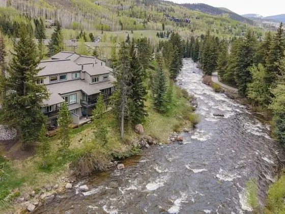 Apart Daire (ColdStream Townhome 19)