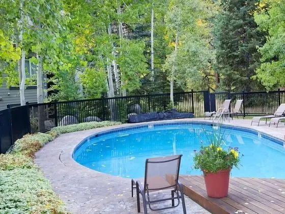 Apart Daire (ColdStream Townhome 19)