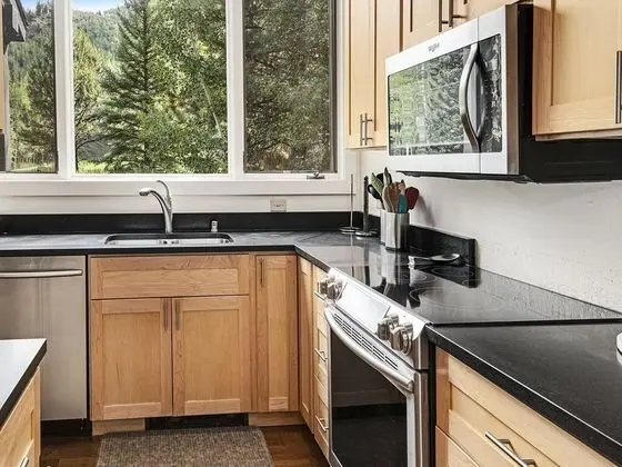 Apart Daire (Coldstream Townhome 7)