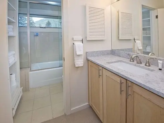 Apart Daire (Coldstream Townhome 7)
