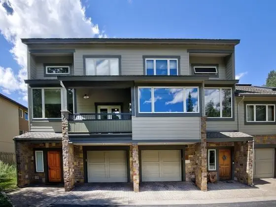 Apart Daire (Coldstream Townhome 7)