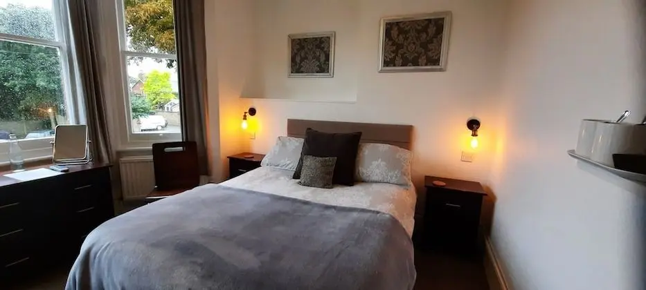 Deluxe Tek Büyük Yataklı Oda, Banyolu/Duşlu
