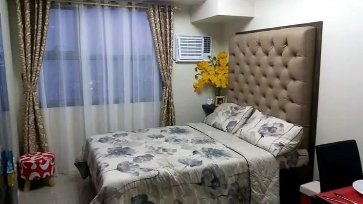 Stüdyo (Room)