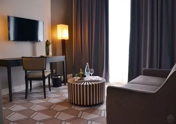 Superior Tek Büyük veya İki Ayrı Yataklı Oda