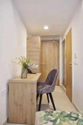 Tek Büyük veya İki Ayrı Yataklı Oda, Balkon, Deniz Manzaralı