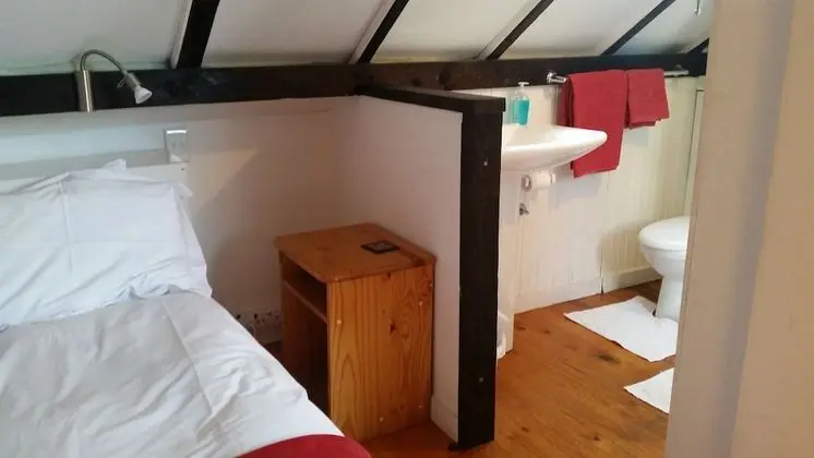 Open plan loft room 1