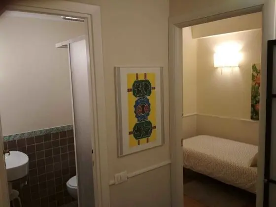 Tek Kişilik Oda, Özel Banyo (external)