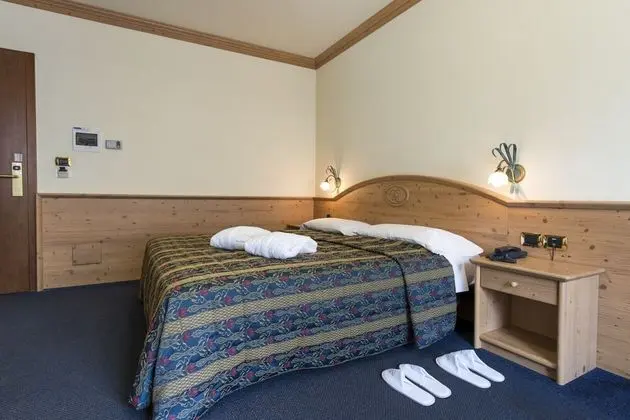 Classic Tek Büyük Yataklı Oda