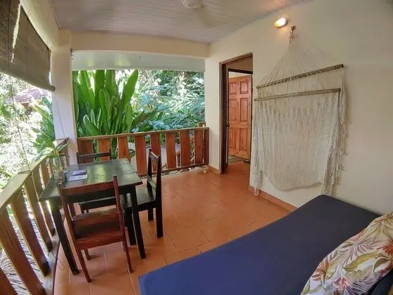 Comfort Apart Daire, 1 Çift Kişilik Yatak, Mutfak, Bahçe Manzaralı