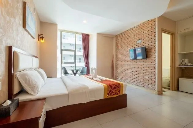 Large Double Room with City View