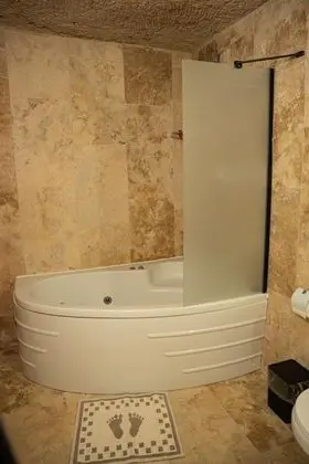 Grand Suite,    , Şömineli ve Jakuzili