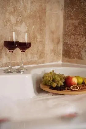 Grand Suite,    , Şömineli ve Jakuzili