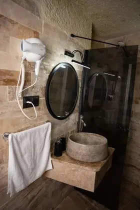 Mağara Oda