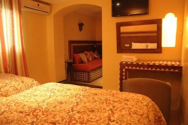 Üç Kişilik Oda
