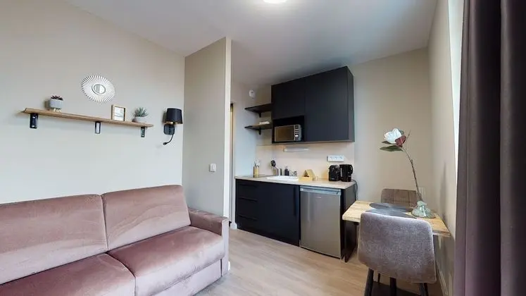 Superior Stüdyo, Banyolu/Duşlu (L'Aiguillon)