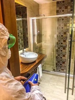 Superior Tek Büyük veya İki Ayrı Yataklı Oda