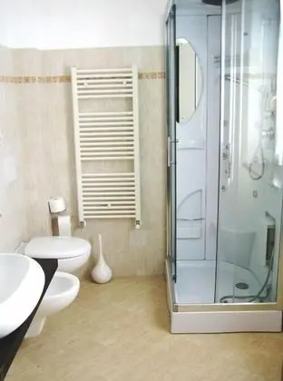 Deluxe Tek Büyük veya İki Ayrı Yataklı Oda, Bahçe Manzaralı