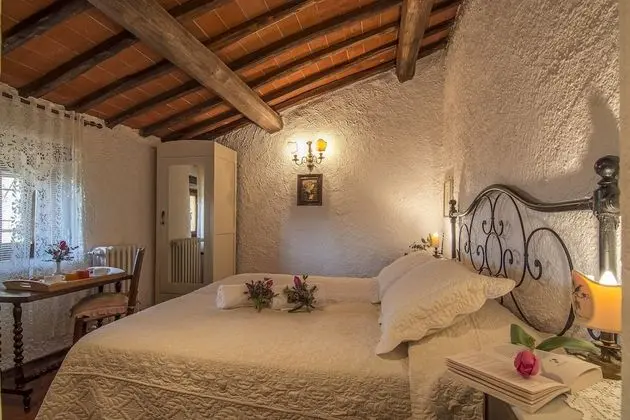 Classic Tek Büyük Yataklı Oda