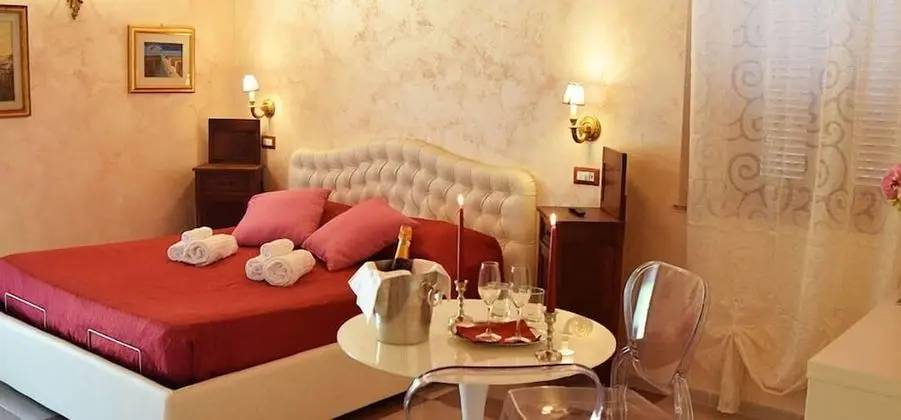 Superior Tek Büyük Yataklı Oda