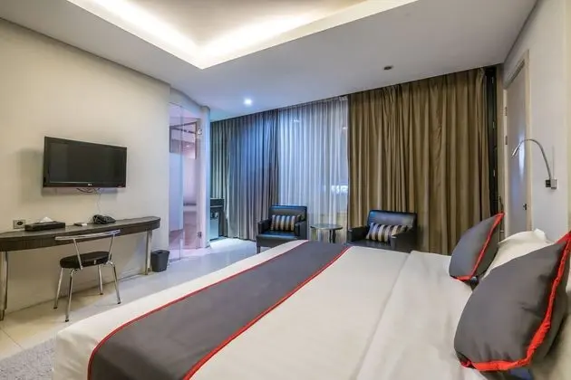 Deluxe Tek Büyük Yataklı Oda