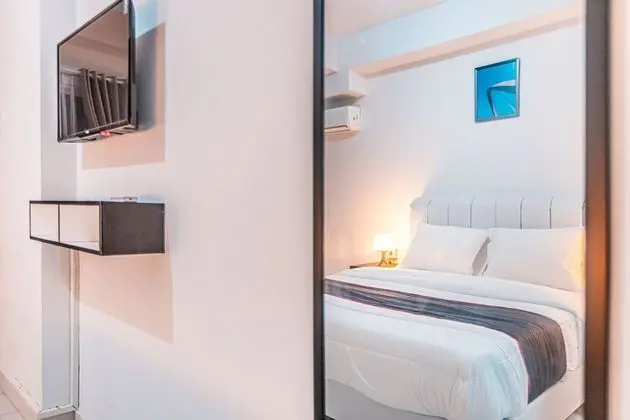 Deluxe Tek Büyük Yataklı Oda