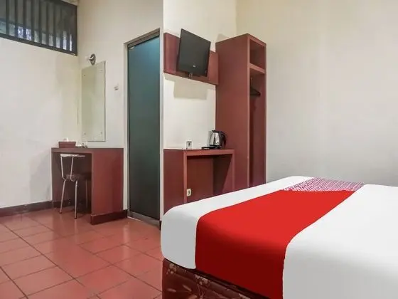 Standard Tek Büyük Yataklı Oda