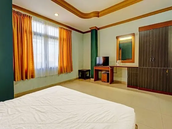 Deluxe Tek Büyük Yataklı Oda
