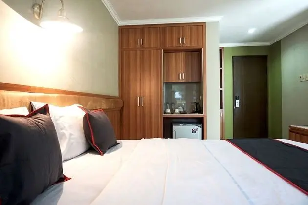 Deluxe Tek Büyük Yataklı Oda