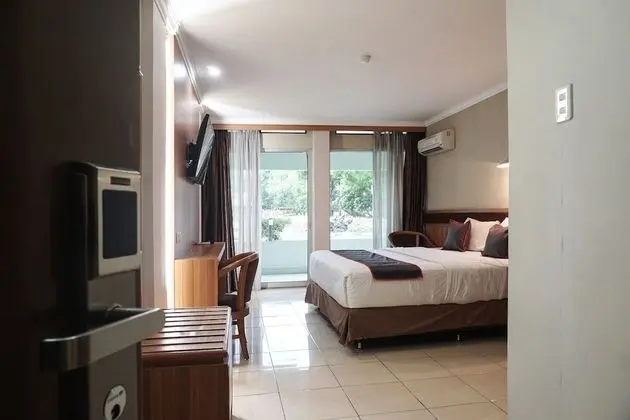 Deluxe Tek Büyük Yataklı Oda