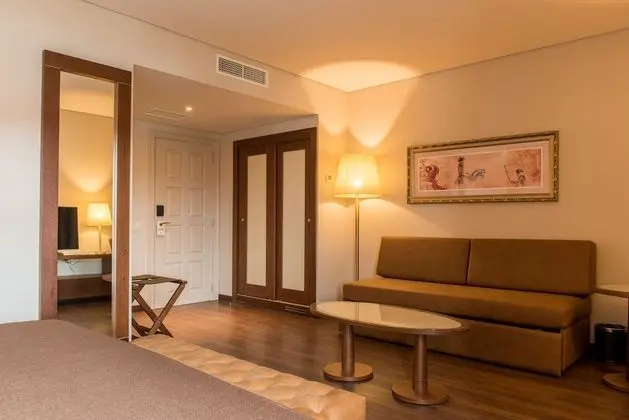 Süit (Solar Luistano)