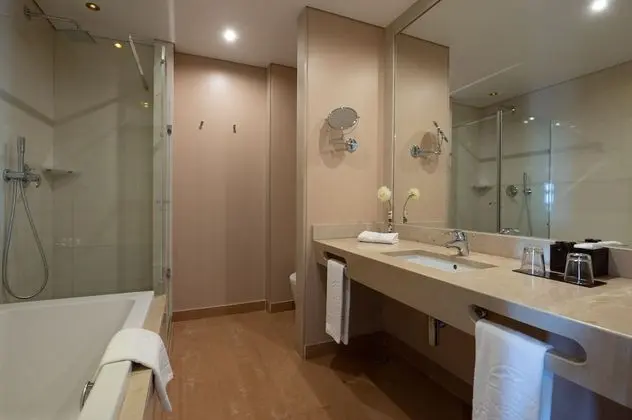 Büyük Yataklı Tek Kişilik Oda, Balkon