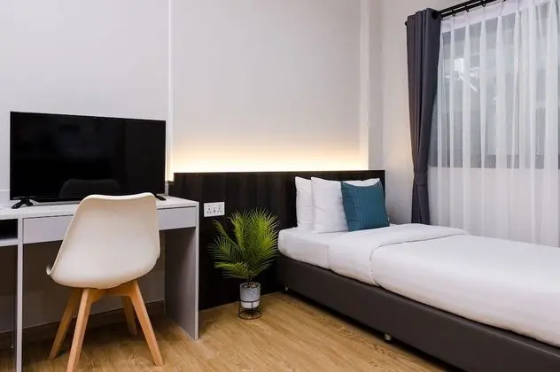 Comfort Tek Büyük Yataklı Oda