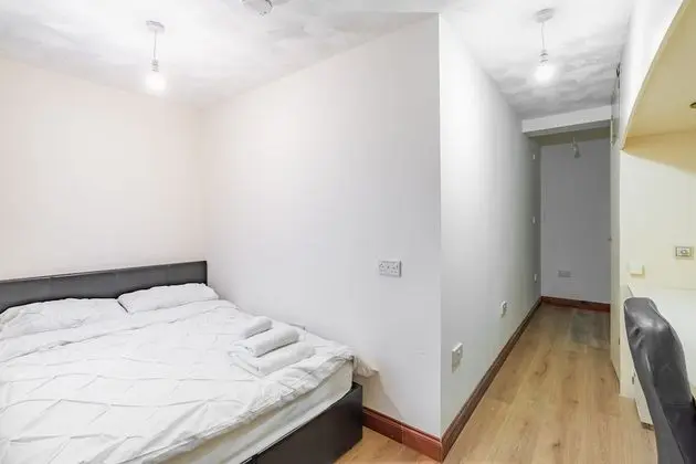 Basic Tek Büyük Yataklı Oda (3)