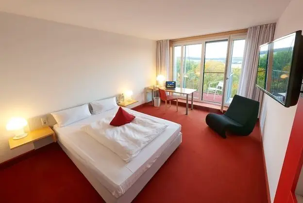 Business Tek Büyük Yataklı Oda