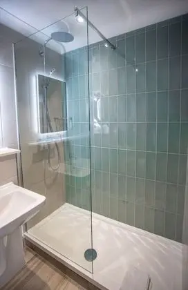 Family Süit, Birden Çok Yatak, Sigara İçilmez