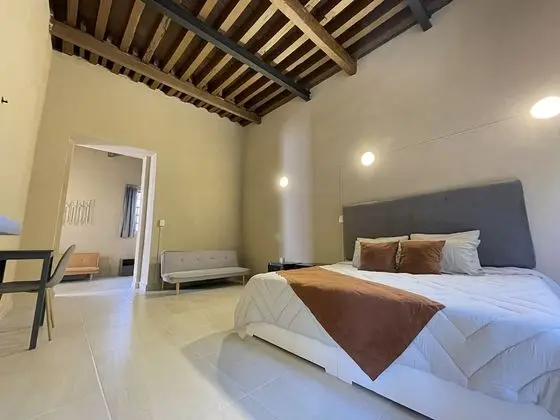 Deluxe Stüdyo Süit