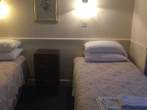 Tek Kişilik Oda, Banyolu/Duşlu