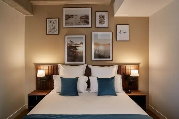 Comfort Tek Büyük Yataklı Oda