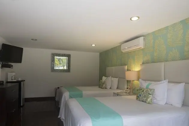Junior Suite Pool View
