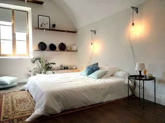 Luxury Tek Büyük Yataklı Oda, Özel Banyo, Avlu Manzaralı (chambre romance)