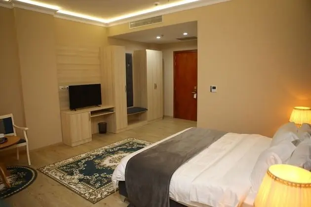 Deluxe Tek Büyük Yataklı Oda